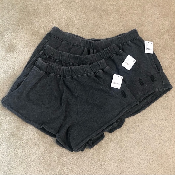 Free People Around We Go Oversized Shorts W/Pockets - Picture 5 of 6